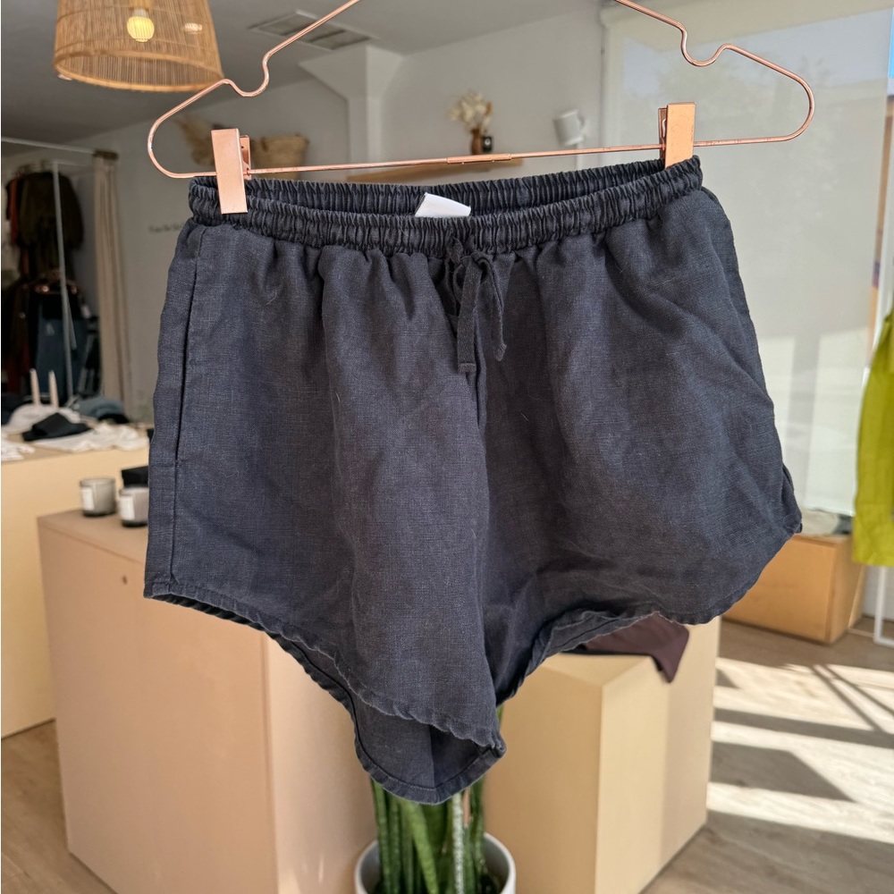 Linen shorts